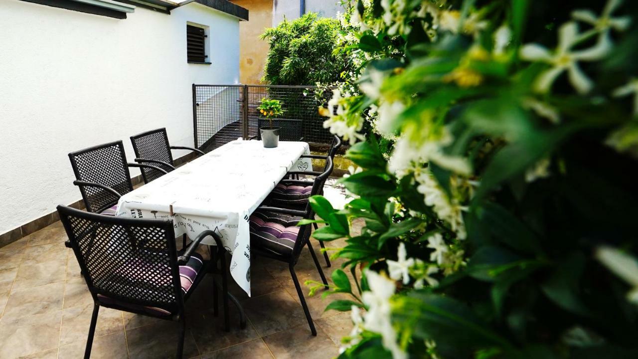 Sia House Διαμέρισμα Πούλα Εξωτερικό φωτογραφία